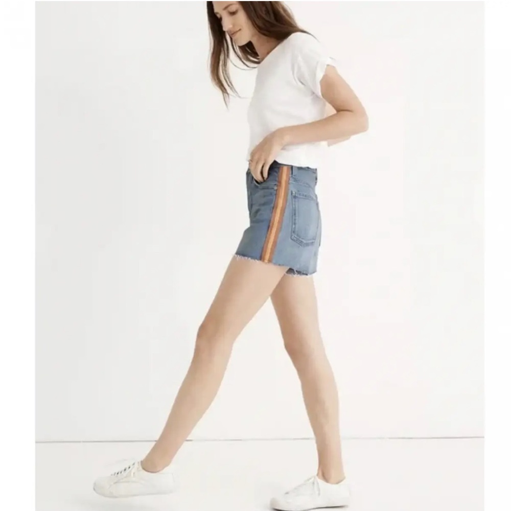 Madewell The Perfect Jean Short Size 27